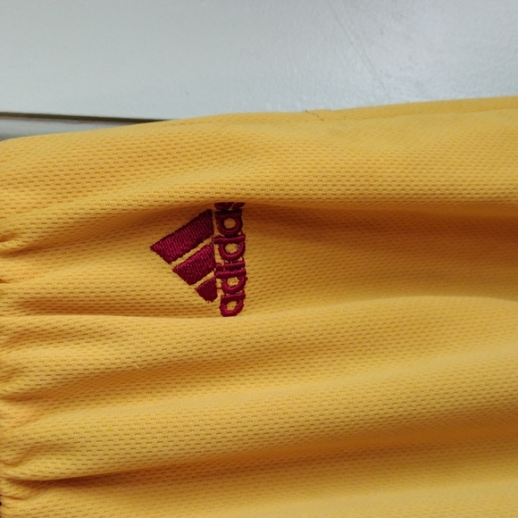 Men's Adidas 🏀 Cleveland Cavs Cavaliers Basketball Lebron Kyrie Retro short XL - Picture 2 of 9